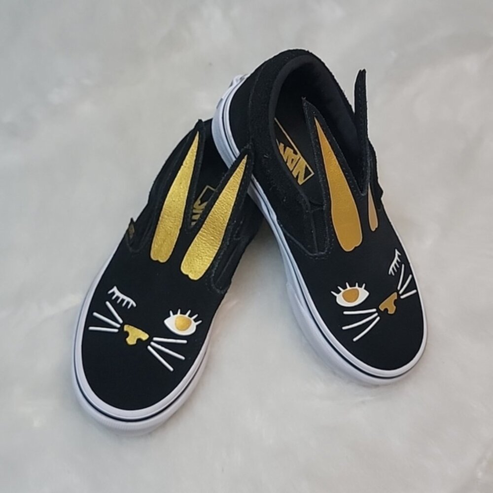 VANS Girl's Black Suede Gold Bunny Easter Novelty Classic Skate Low Sneaker 10.5